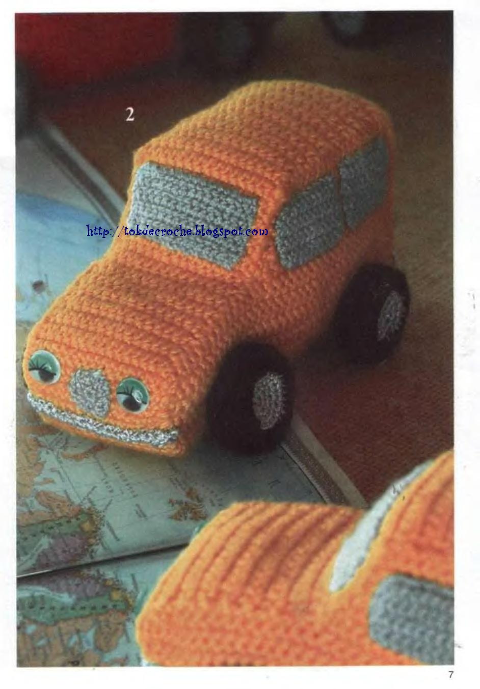 Вязаная игрушка машинка грузовая